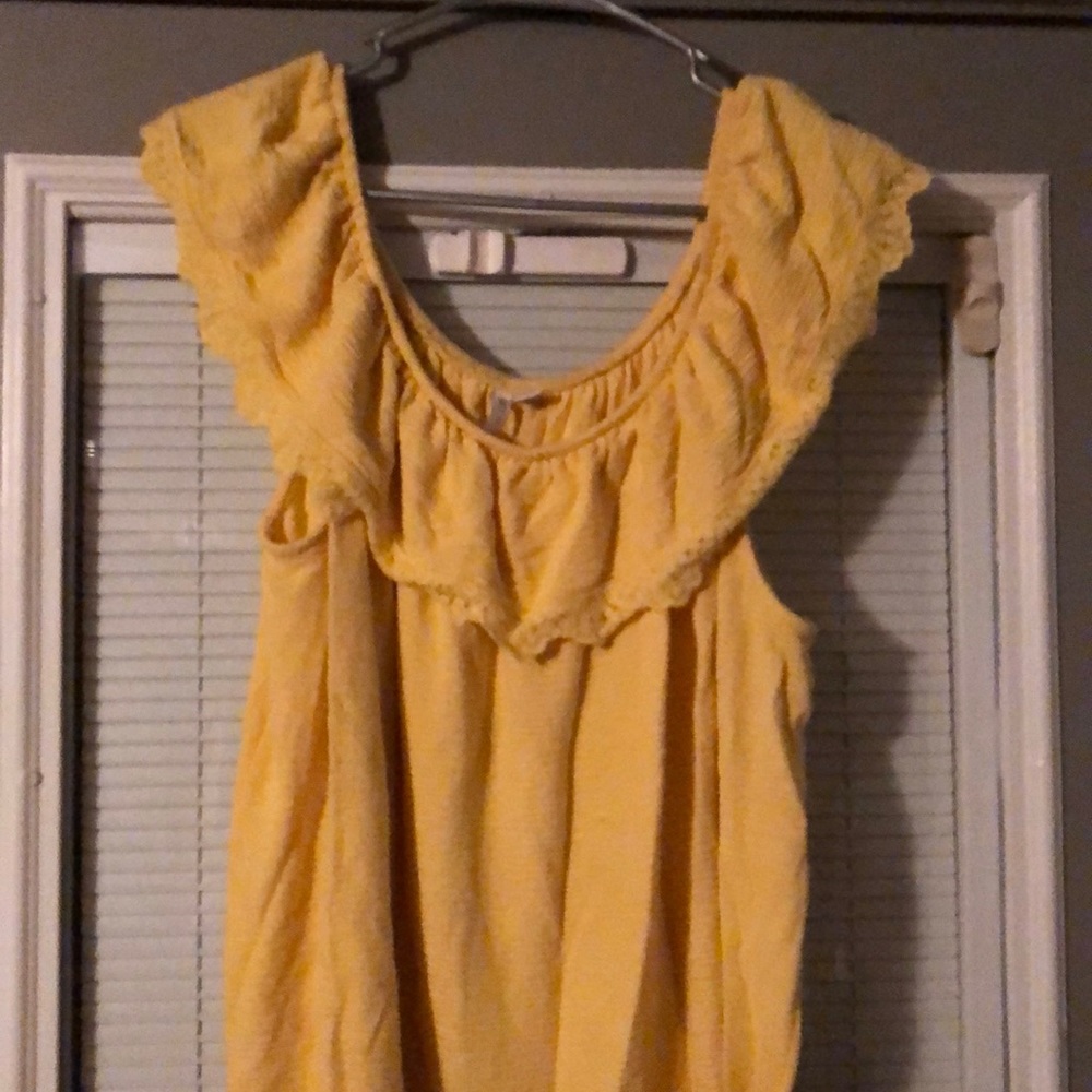 Off shoulder yellow shirt